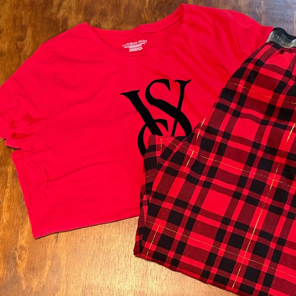 Victoria's Secret Red Plaid Pajama Set - Picture 2 of 8